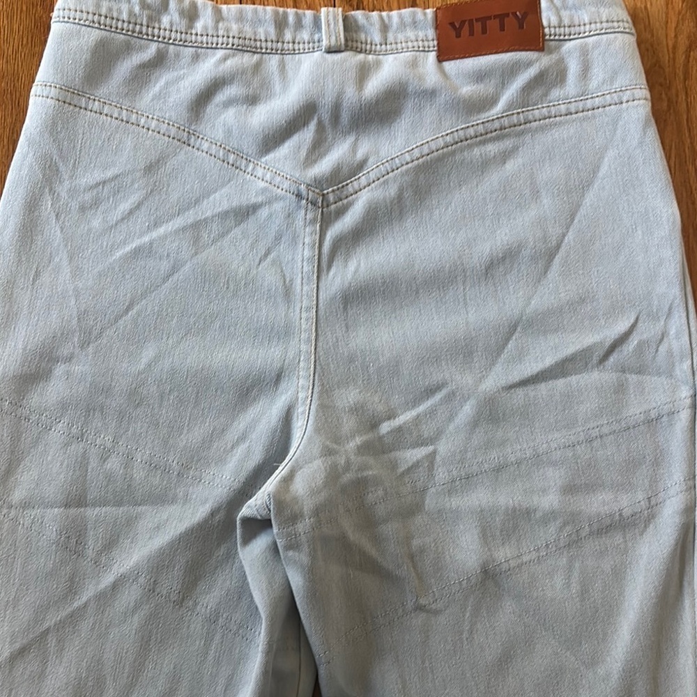 YITTY Stretch Jeans Women’s Sz Medium Streetwear Athleisure Stonewash - Picture 4 of 10